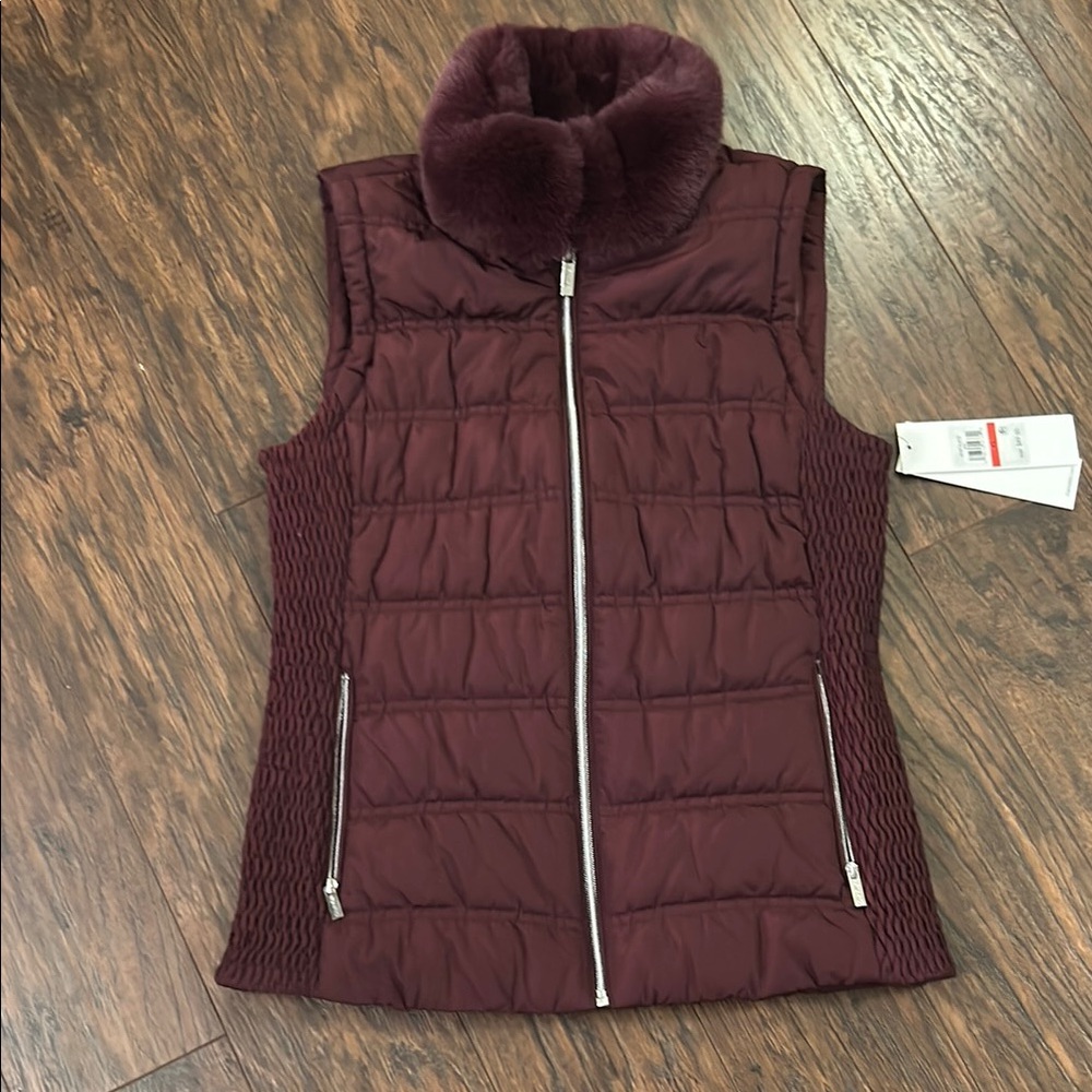Women’s Calvin Klein Vest size XS new with tags